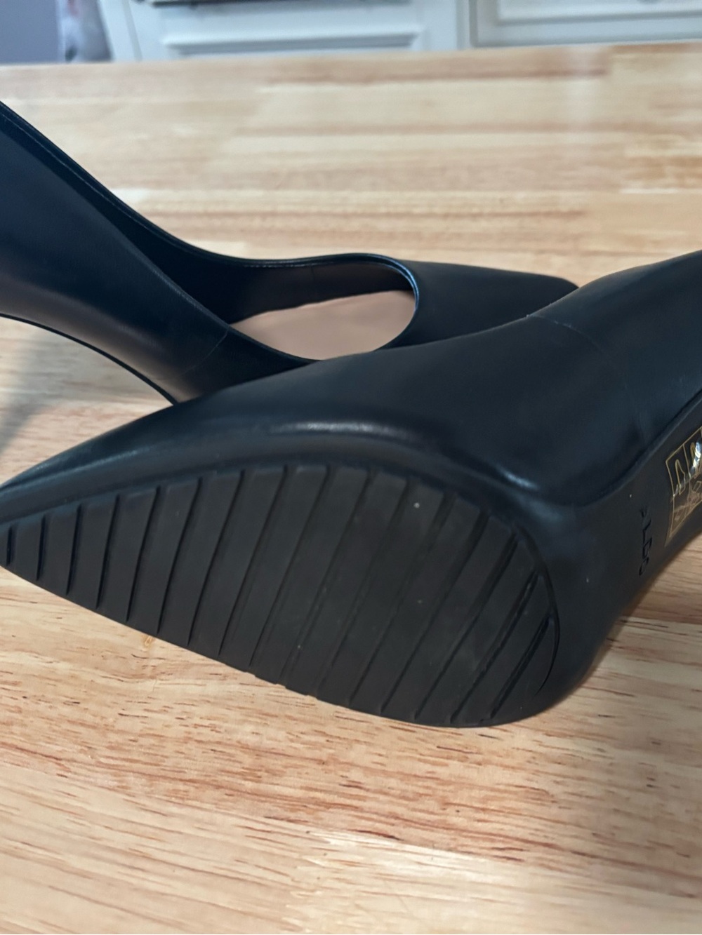 Aldo Durbell Black Pointed Stiletto Pumps - Picture 5 of 6